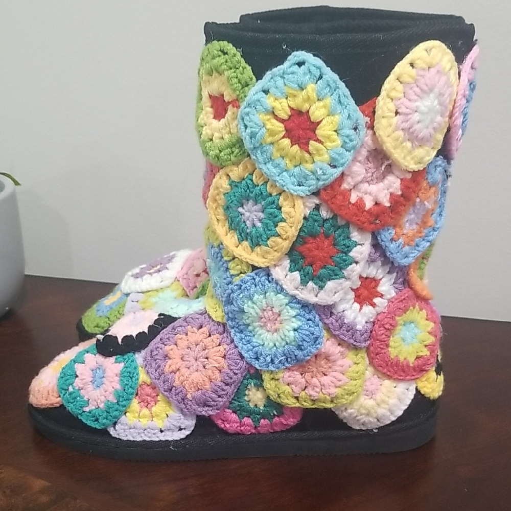 Colorful Crochet Circle Boot 9s - Picture 4 of 5